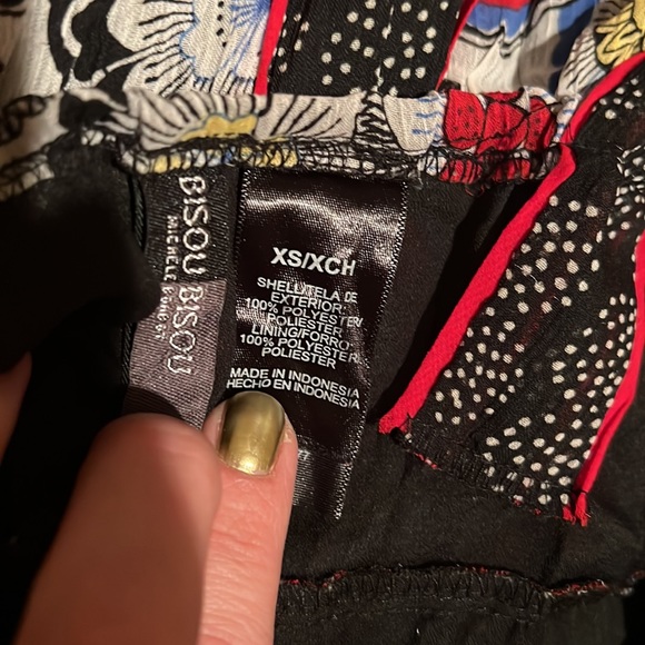 NWOT Bisou Bisou  super cute floral hippie pattern flowy chiffon top size XS ! - Picture 8 of 11